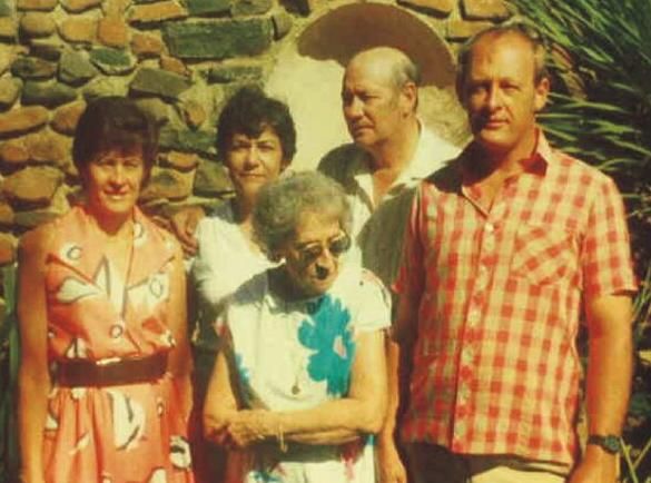 Ouma Bloubok 1 Ouma Bloubok 1